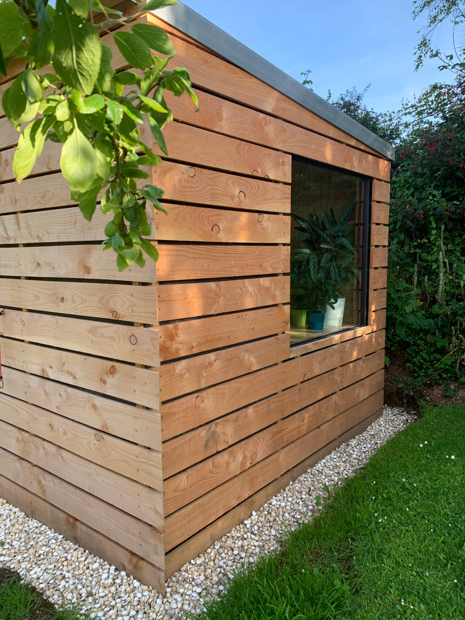 south-hams-handyman-garden-office